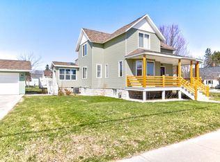 413 Park St, Marinette, WI 54143