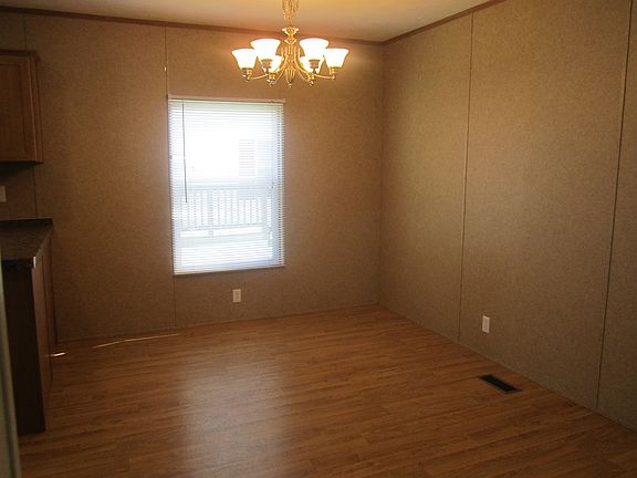 5th image of 335 Alhambra Dr