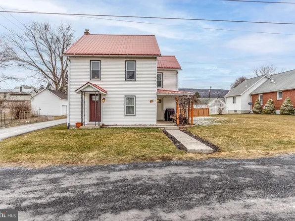 105 E Allison St, Centre Hall, PA 16828