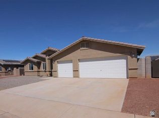 7586 E 41st St, Yuma, AZ 85365