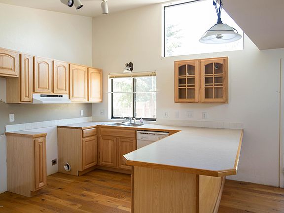 3rd image of 2051 Corner Creek Ln #306