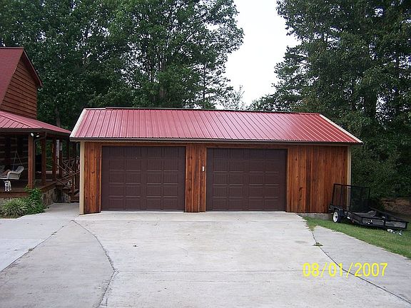 2.5 car garage