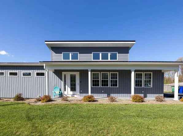 620 Stone St, Christiansburg, VA 24073