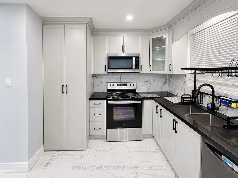 117 Markwood Dr #1 — Photo 7