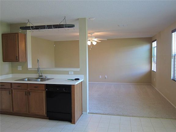 2nd image of 5405 Pandale Valley Dr