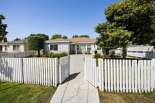 5655 Natick Ave Photo 1