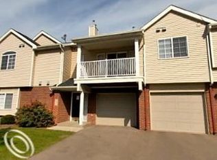 3552 Skyline Dr #79, Melvindale, MI 48122