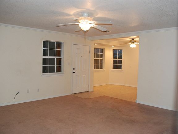 3rd image of 1002 Paula St