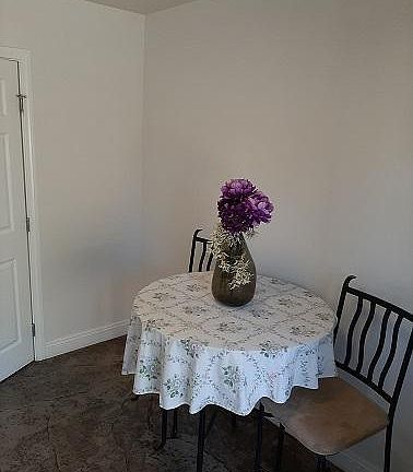Eating Area in the Kitchen