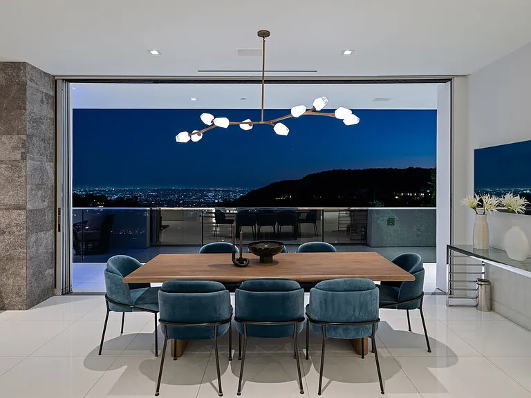 7080 W Mulholland Dr — Photo 20