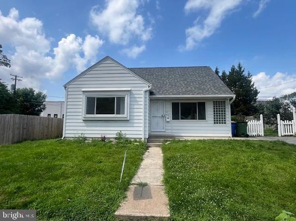 6 Riddle Rd