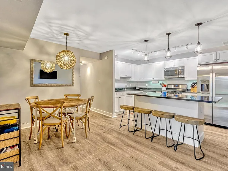 7847 Enola St #7847 — Photo 4
