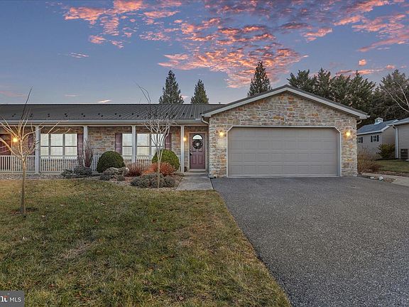 2nd image of 11400 Nicole Dr