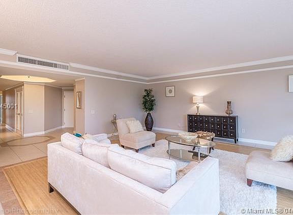4th image of 21150 NE 38th Ave APT 404