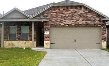 1st image of 18310 Hillingdon Ln