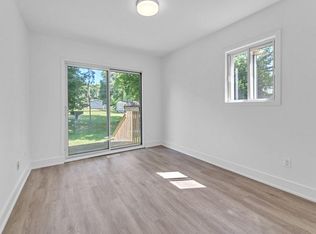 371 Yonge St #23, Kingston, ON K7M1G2