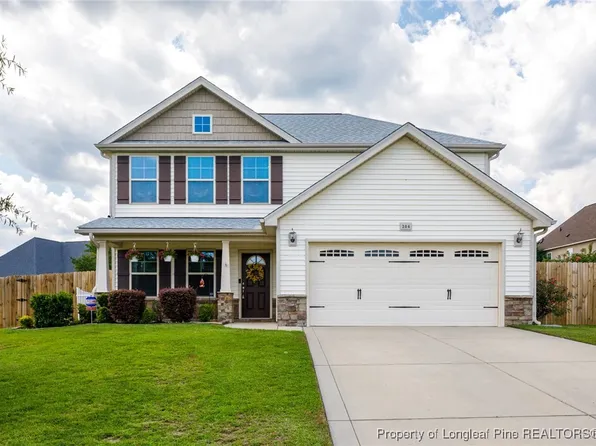 304 New Castle Ln, Spring Lake, NC 28390