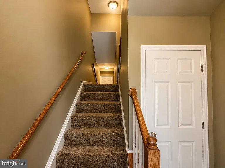2328 Forest Ridge Ter #6 — Photo 2