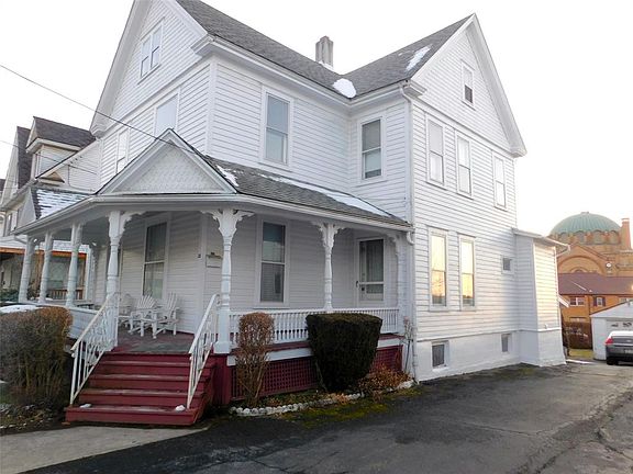 2nd image of 20 Mill St