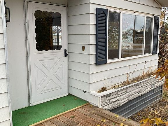 3rd image of 19808 E 8th Ave