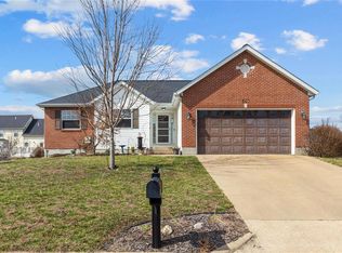 697 Antler Ct, Sullivan, MO 63080