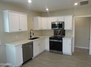 502 E Willetta St #1401, Phoenix, AZ 85004