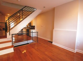 878 N Uber St, Philadelphia, PA 19130