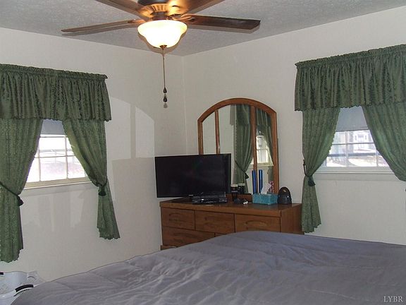 2nd image of 100 Gatlin St