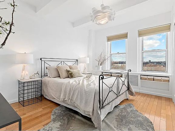 2nd image of 310 Riverside Dr APT 602