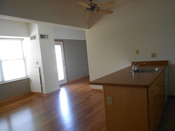 3rd image of 27 N Butler St APT 205