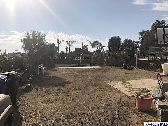 5th image of 4245 Lindsay St