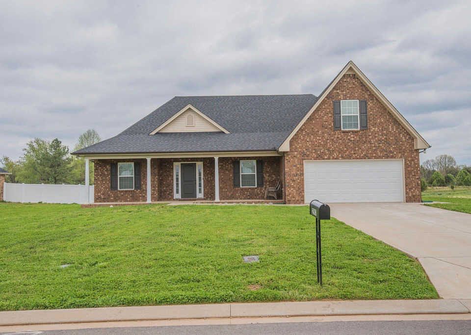 1st image of 2901 Dusenburg Dr