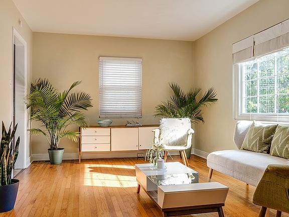3rd image of 6522 Hanover Ave