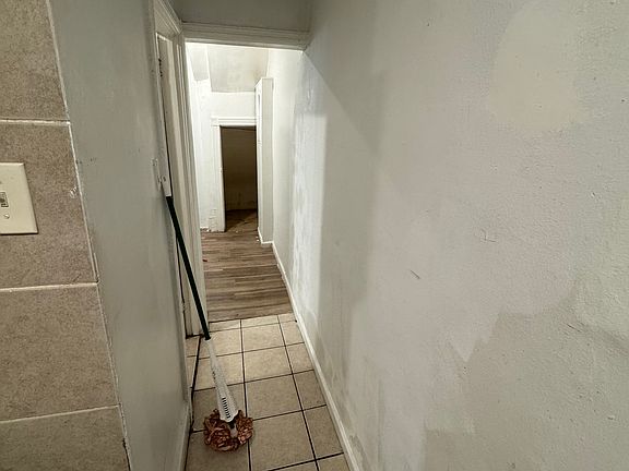 5th image of 620 E Allegheny Ave Floor 2
