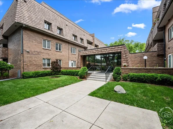 1730 W Galena Blvd APT 304W, Aurora, IL 60506