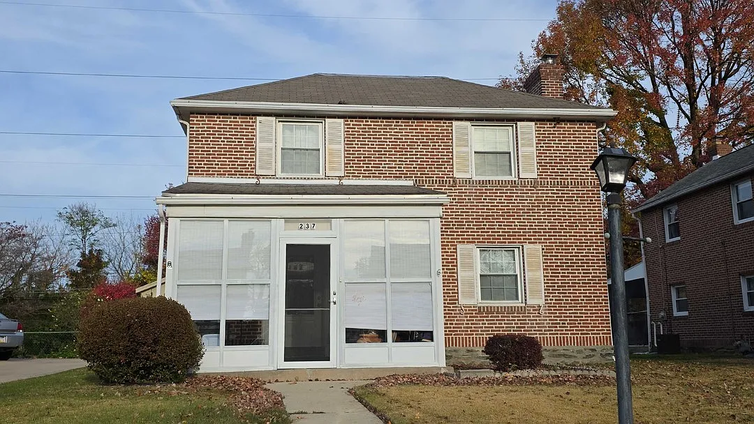 237 Priscilla Ln photo 1