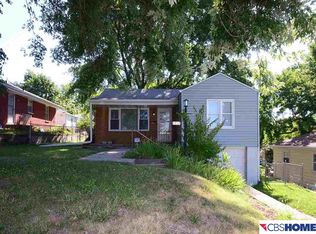 7717 N 36th St, Omaha, NE 68112