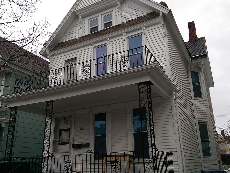 2nd image of 459 Fargo Ave #1