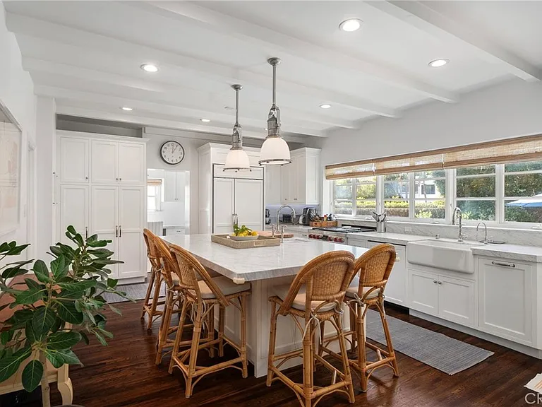 2520 Alta Ave — Photo 12