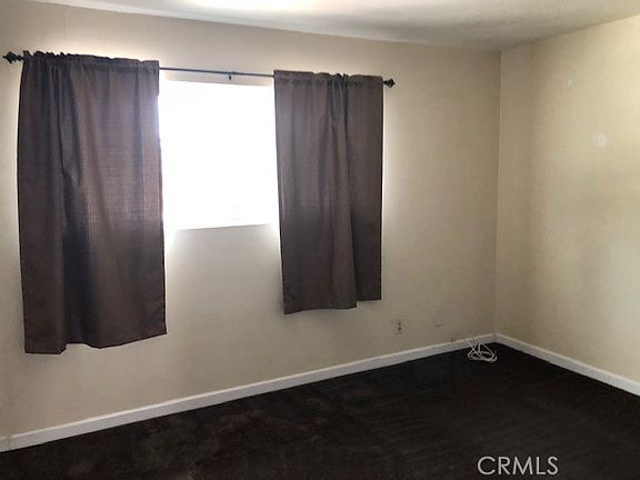 5th image of 404 N Cerritos Ave