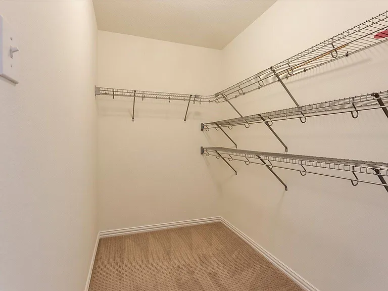 13202 Indigo Creek Ln — Photo 36