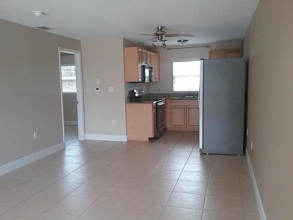 3rd image of 204 Adams Ave APT 8