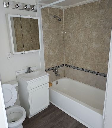5th image of 1321 West St #1