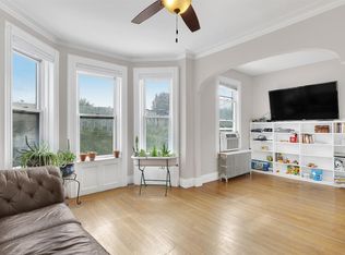 216 Oak St, Weehawken, NJ 07086