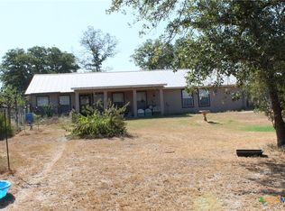 222 Oak Valley Dr, La Vernia, TX 78121