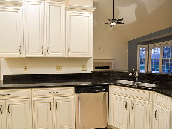 2nd image of 4790 Saint Andrew Ct