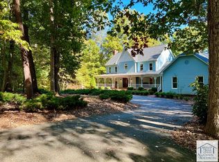 105 Bradford Ct, Martinsville, VA 24112