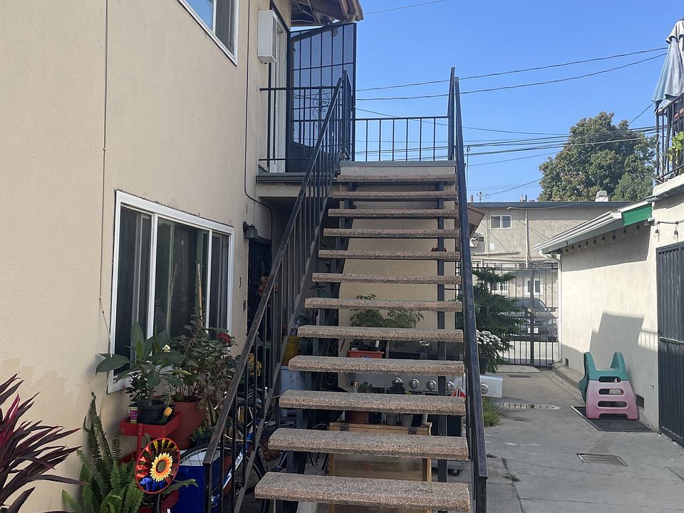 1st image of 6761 Curtis Ave #4
