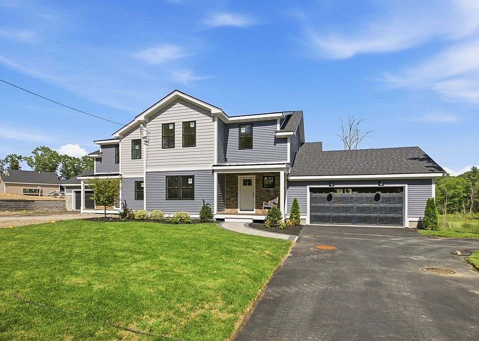 1st image of 135 Essex St #135