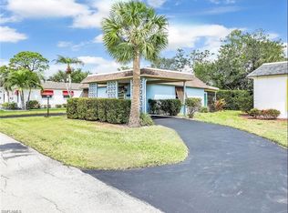 3 Knights Bridge Rd, Naples, FL 34112